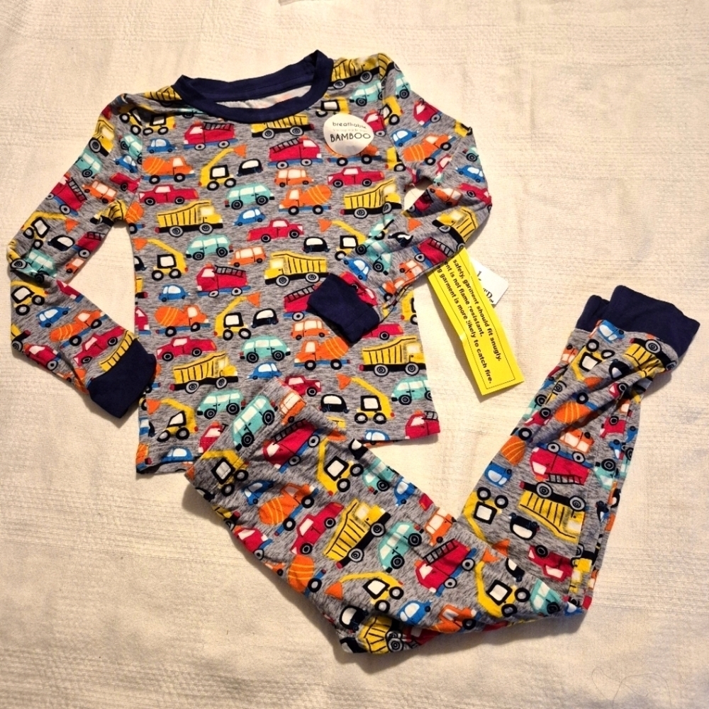 Mick & Mack size 2T or 3T bamboo pajama set, NWT, Snug fitting automobiles
